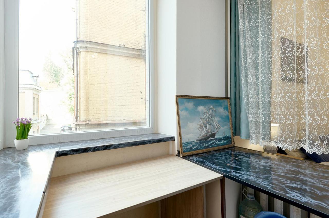 S12-58 Modern Aparthotel With Two 2Bedrooms In Central Kiev - Bessarabska Squere - Gulliver Mall - Olympic Stadium - Palace Of Sports - Saksahanskoho St, 12Б Kyiv Exterior photo