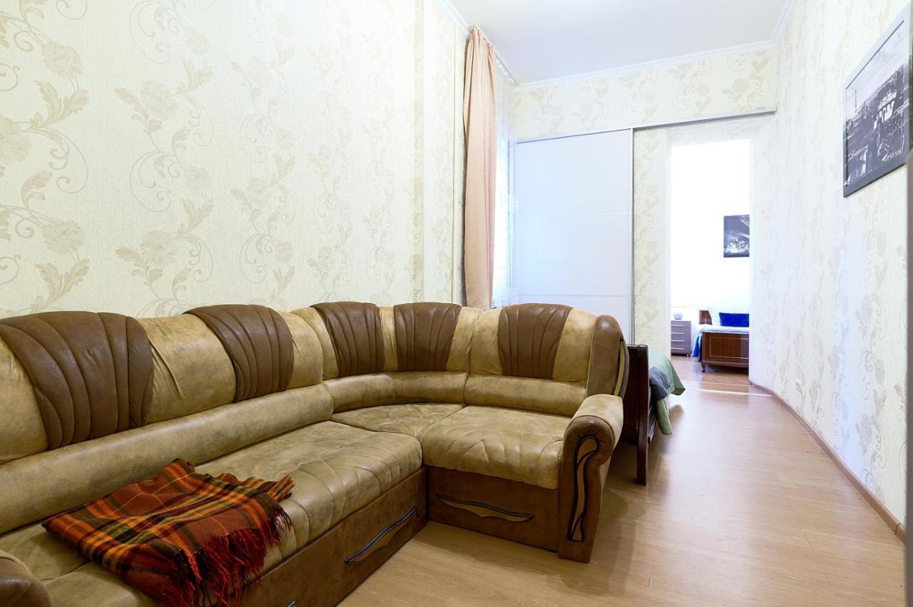 S12-58 Modern Aparthotel With Two 2Bedrooms In Central Kiev - Bessarabska Squere - Gulliver Mall - Olympic Stadium - Palace Of Sports - Saksahanskoho St, 12Б Kyiv Exterior photo