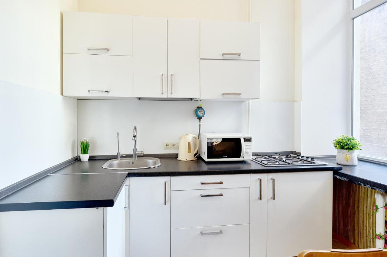 S12-58 Modern Aparthotel With Two 2Bedrooms In Central Kiev - Bessarabska Squere - Gulliver Mall - Olympic Stadium - Palace Of Sports - Saksahanskoho St, 12Б Kyiv Exterior photo
