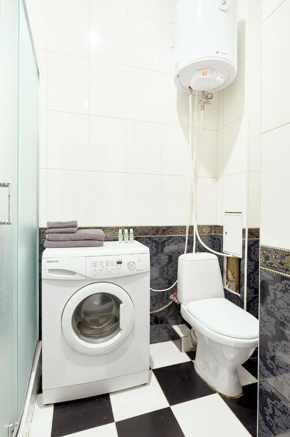 S12-58 Modern Aparthotel With Two 2Bedrooms In Central Kiev - Bessarabska Squere - Gulliver Mall - Olympic Stadium - Palace Of Sports - Saksahanskoho St, 12Б Kyiv Exterior photo